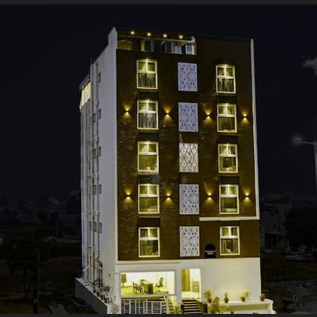 Fly Inn Devanahalli Exteriör bild